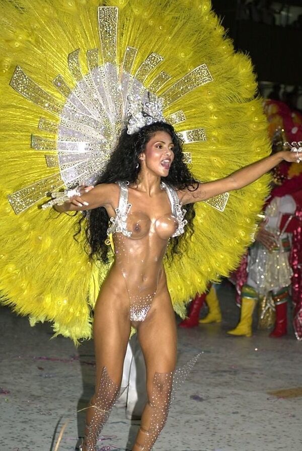 Full nude girls from Rio carnival