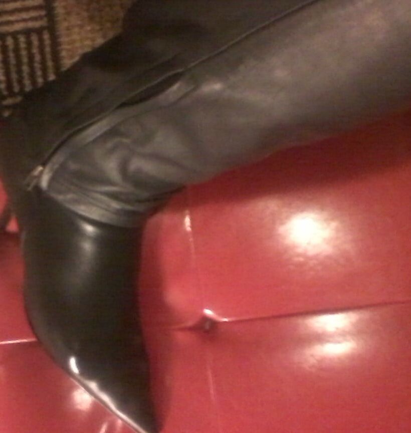 zipper pants