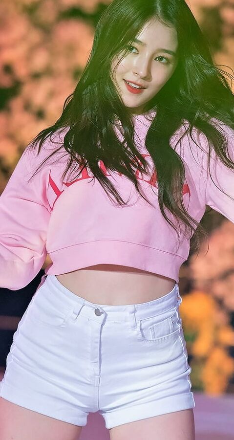 nancy of momoland