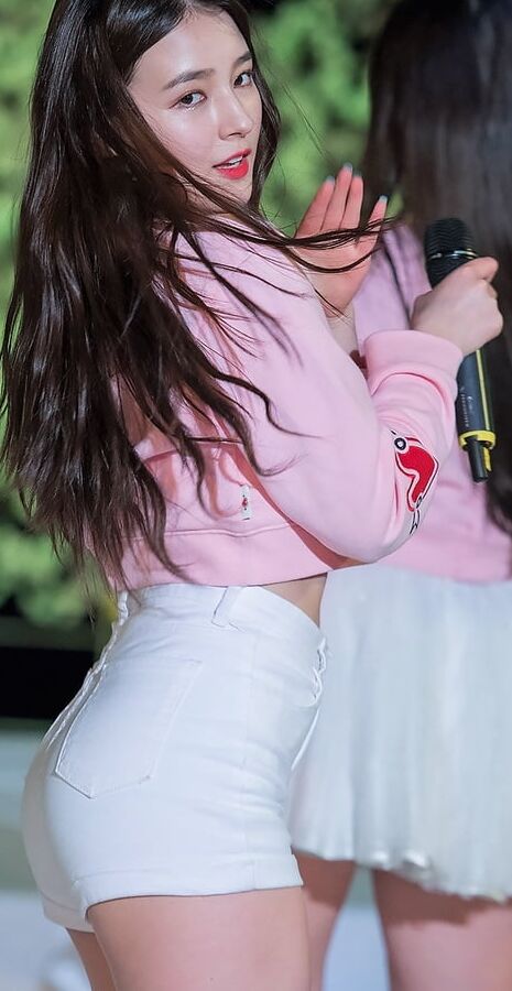 nancy of momoland