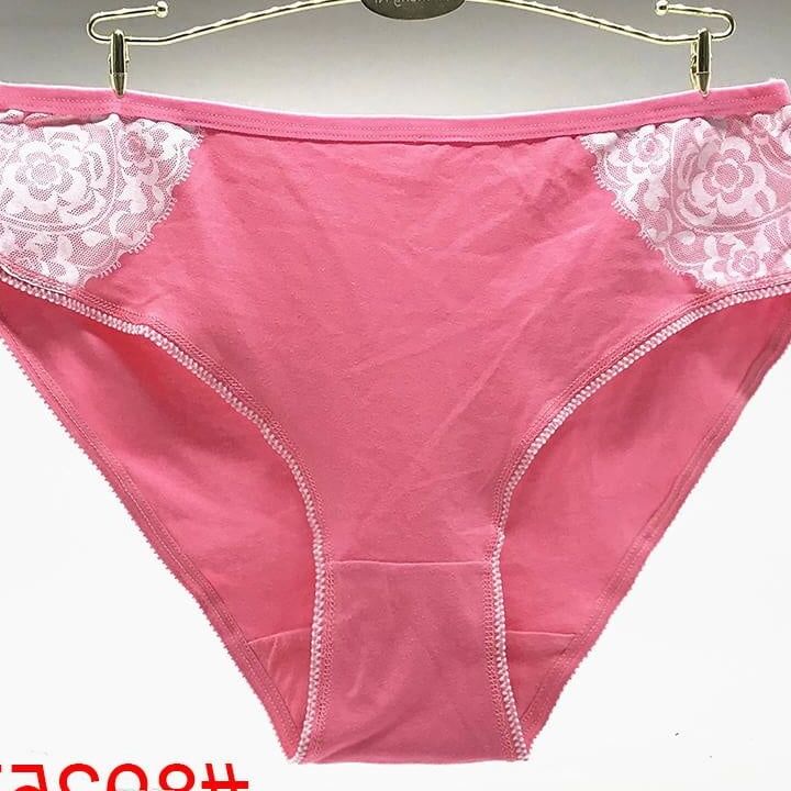 Panties and sexy matures to jerk off with