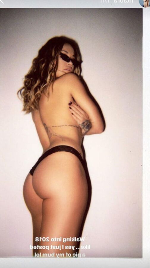 Rita ora nue et hot