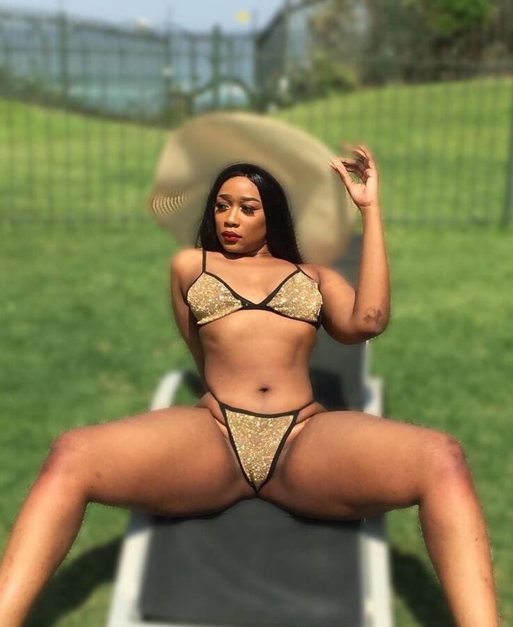 Ebony Queens! -