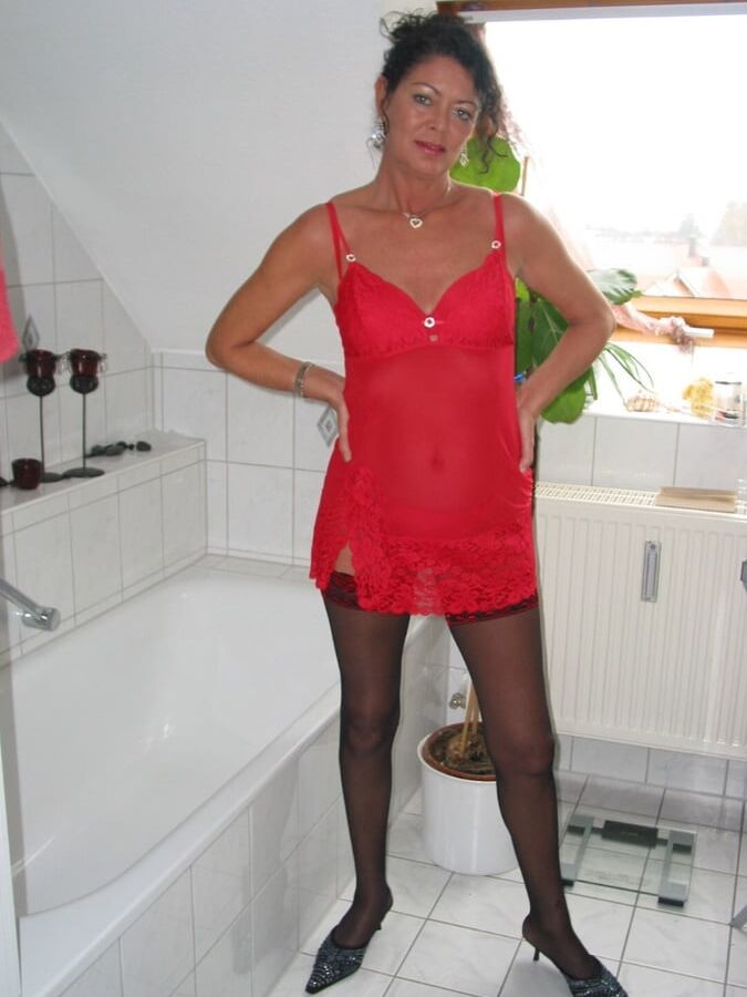 Yaiza Sexy Mama