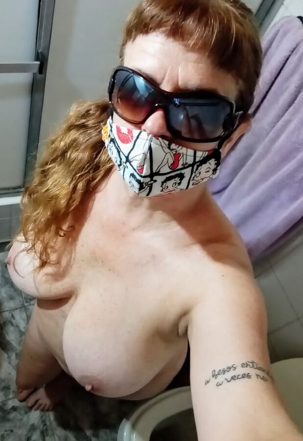 Madura con unas tetas hermosas