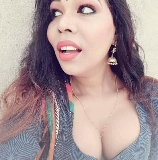 Desi Indian Paki Cleavage Part