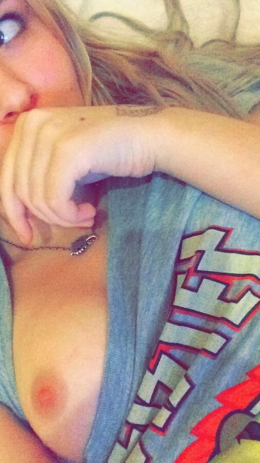 Amateur Blonde