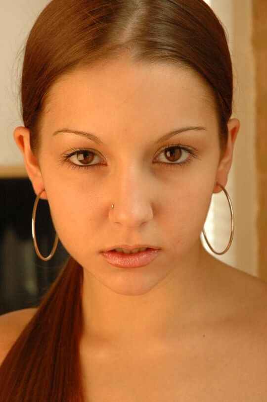 Loreen () private nude pictures at home
