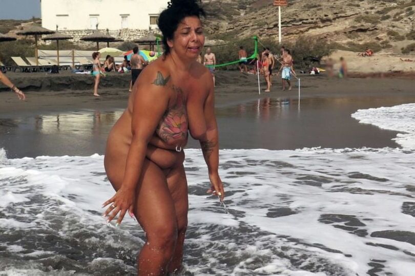 Bbw mix (Beach)
