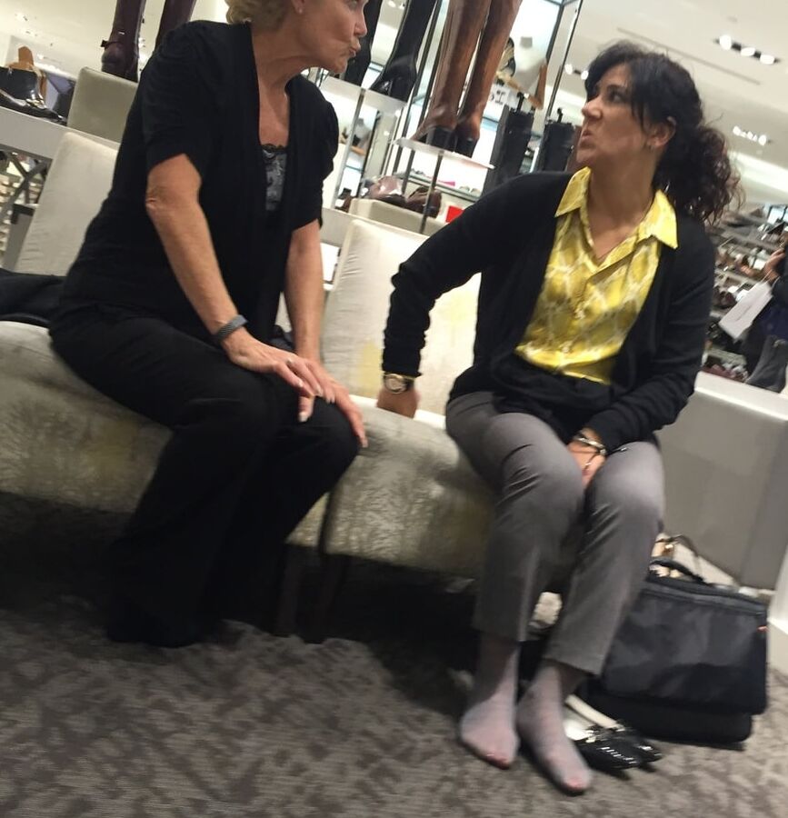 Pantyhosed Shopping - HUT Sluts Part