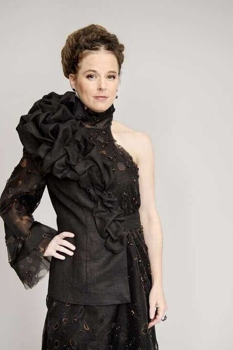 Amanda Lind