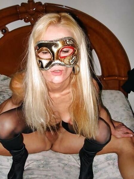 Mature milf group sex naylon socks sakso evli kadin anne hot