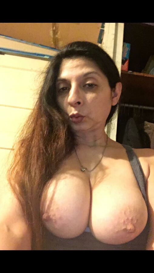 More sexy pics of my girlfriend