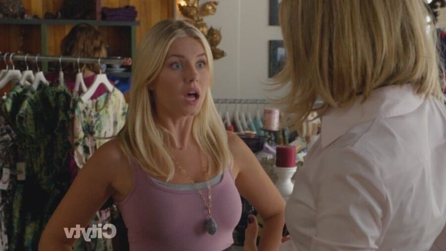 Elisha Cuthbert cute woman.