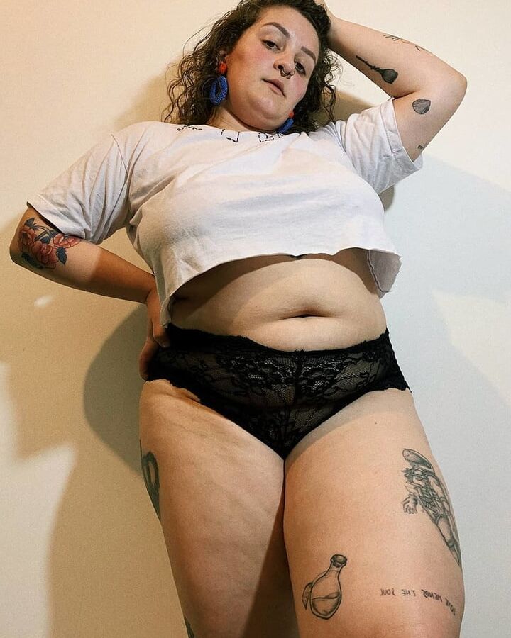 Coroa tezuda (bbw gilf)