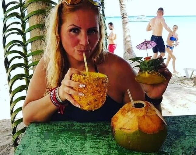 Busty Hungarian Mom-Eleonora