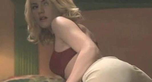 Elisha Cuthbert cute woman.