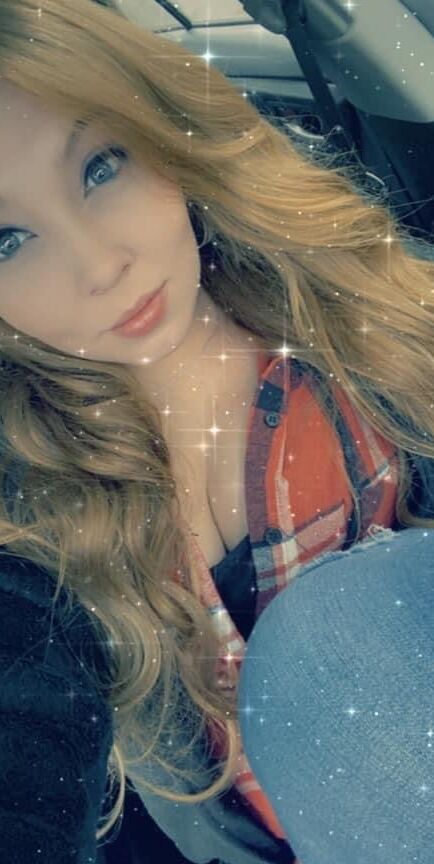 Chelsie the redheaded Milf