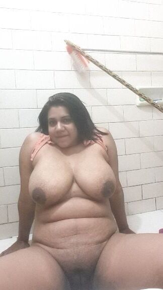 Big Boobs Pooja Bhabi