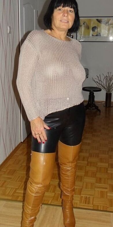 Bonus boots