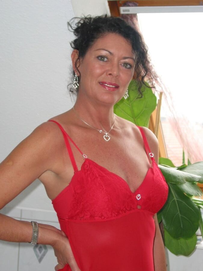 Yaiza Sexy Mama