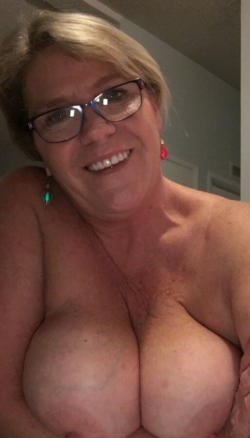 Granny pawg