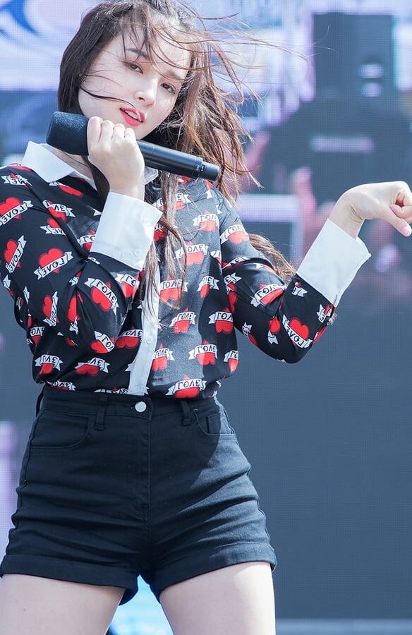 nancy of momoland
