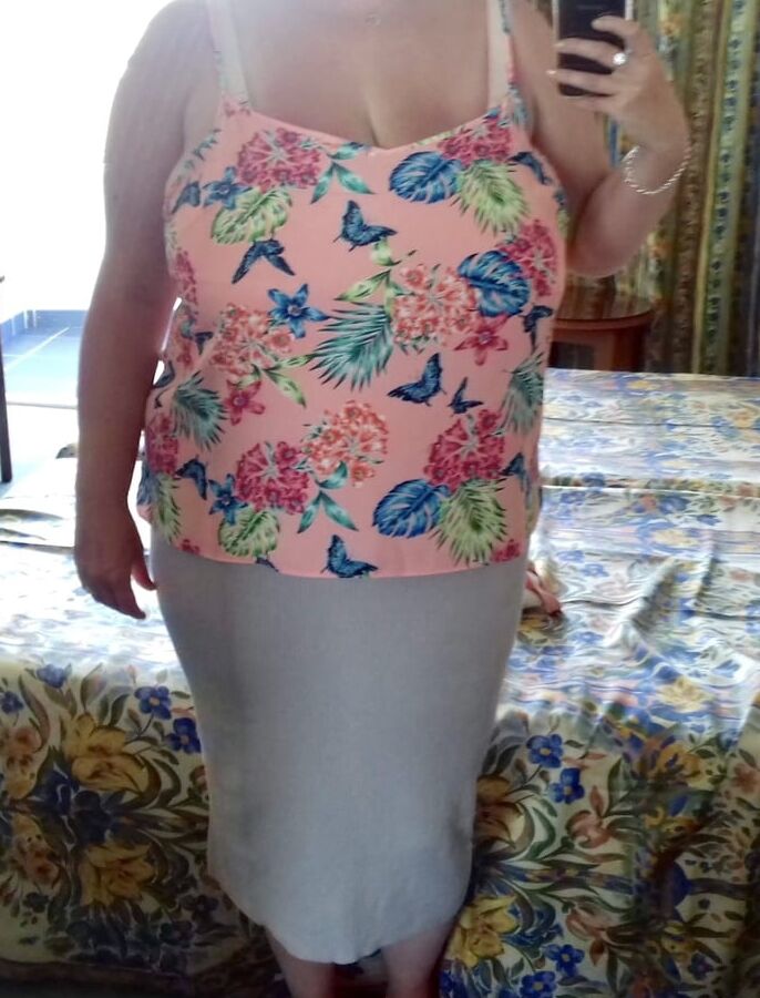 Massive tit Brit