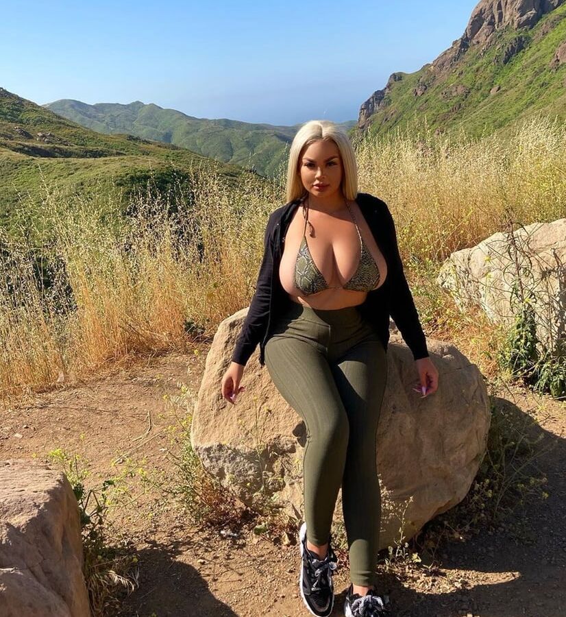Curvy Girls and damn hot Asses