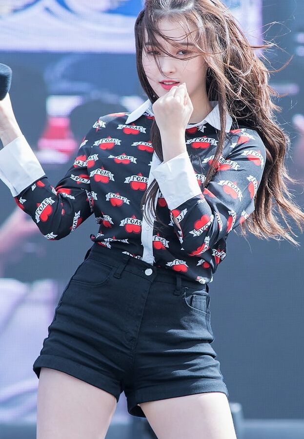 nancy of momoland