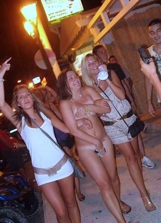 Sexy brunettes, .