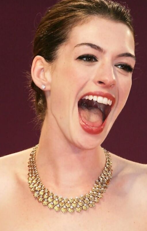ANNE HATHAWAY