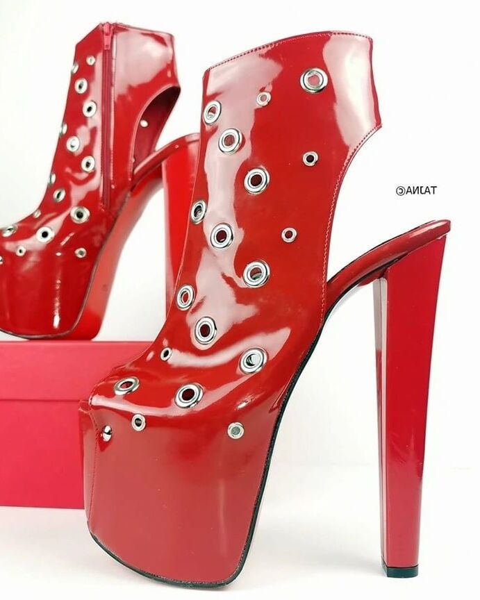 Piedi &amp; scarpe in vendita