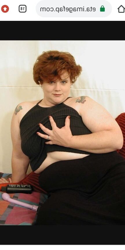 Hoodyman SSBBW . Fat piggy Karen exposure .