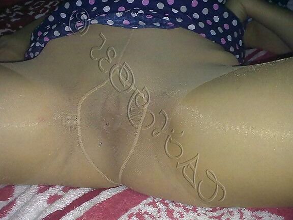 Turkish burnette babe Ayse