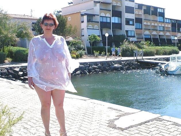 Older and hot (Outdoor braless)