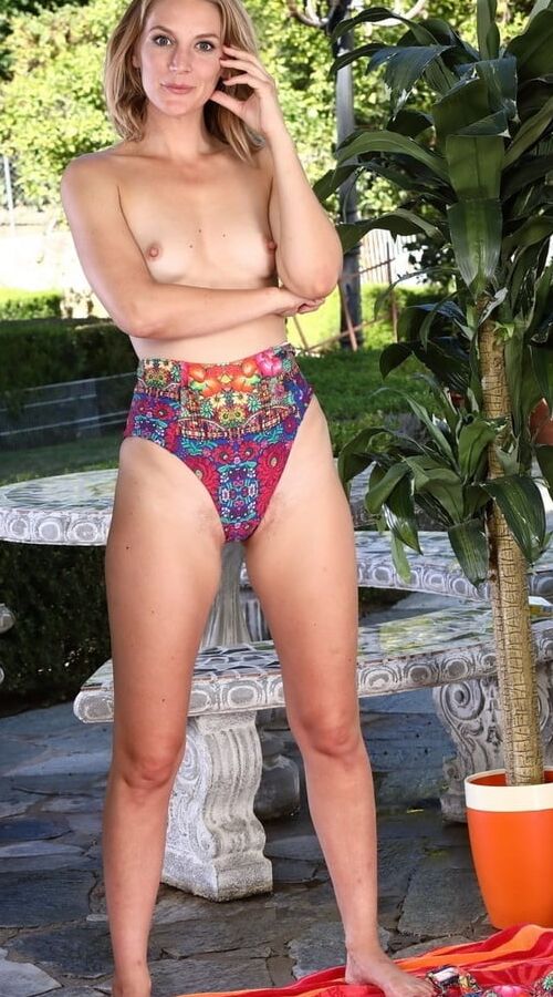 Panty Stand