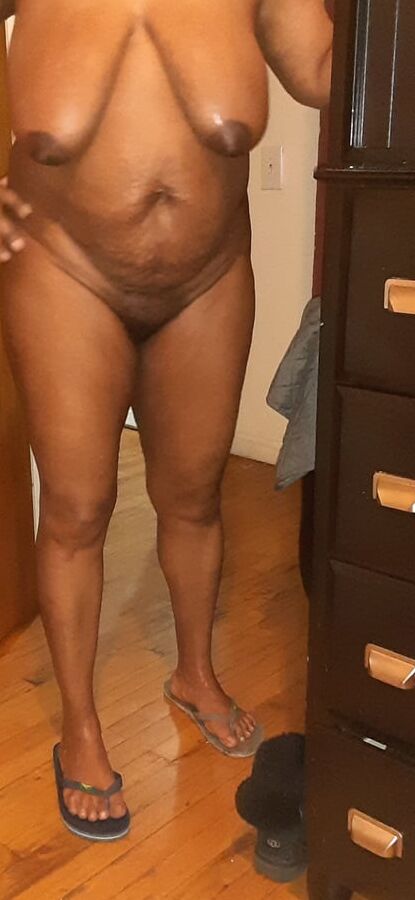 BLACK naked horny milf