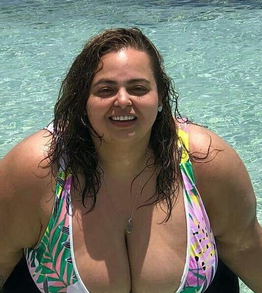 CULONA CHICHONA GORDIBUENOTA