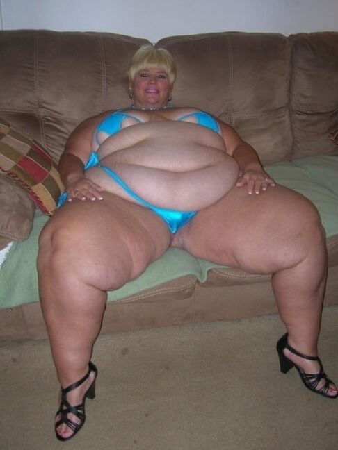 BBw mix (In bikini)