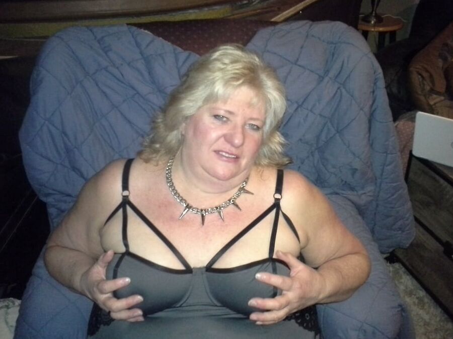 let me know if you would fuck her