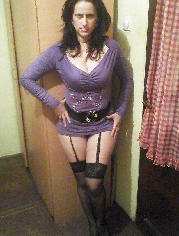 MATURES DRESSED LIKE SLUTS