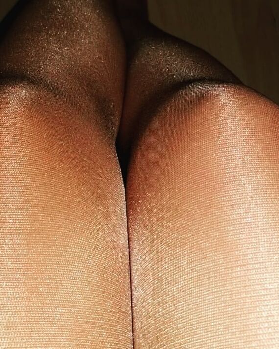 shiny IG Pantyhose Girl
