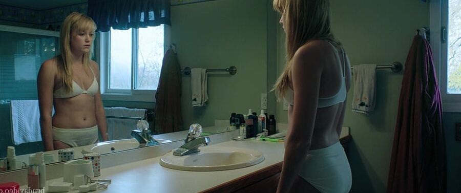Maika Monroe