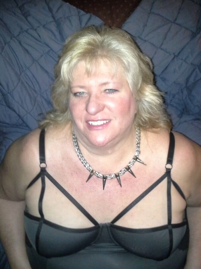 let me know if you would fuck her