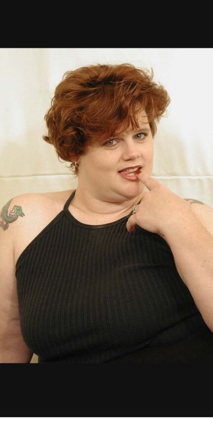 Hoodyman SSBBW . Fat piggy Karen exposure .