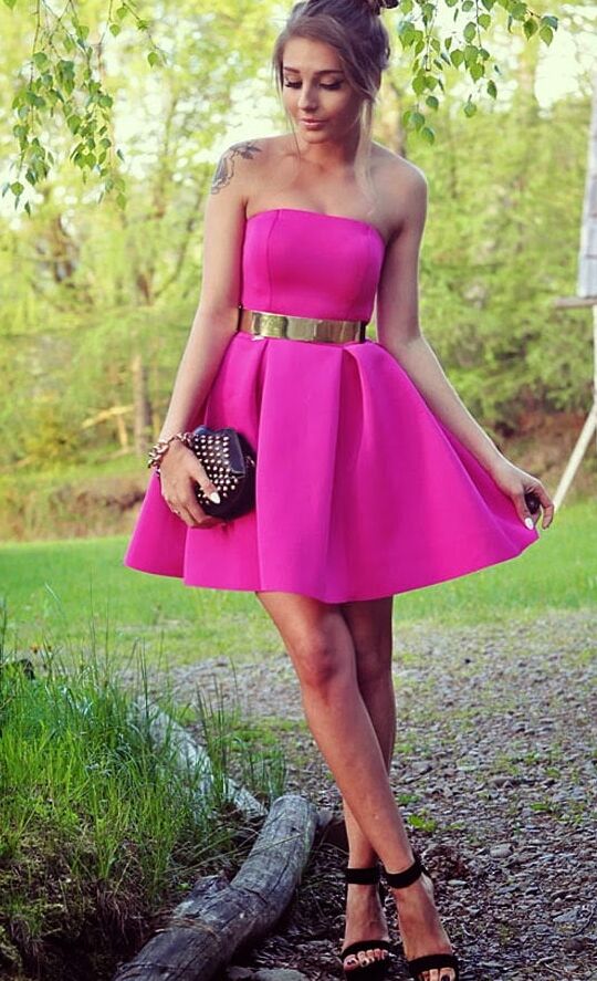 Do you like her? Should I post more pics of her?