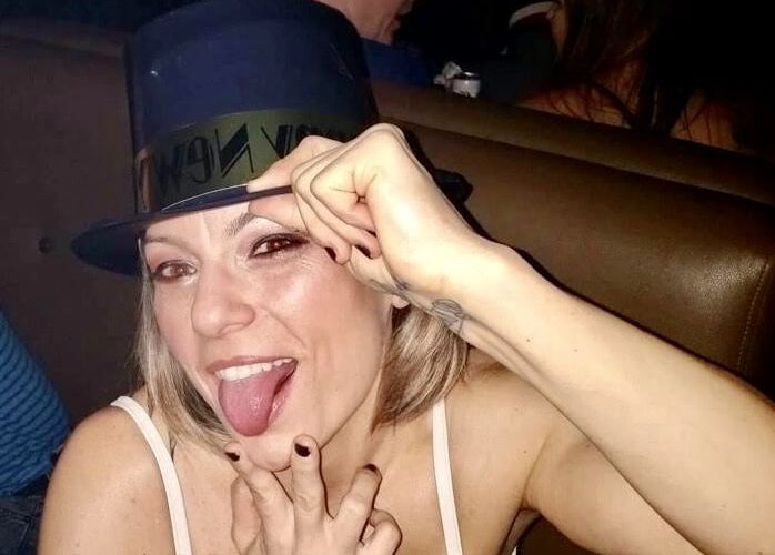 Fuck this MILF? Dirty Comments