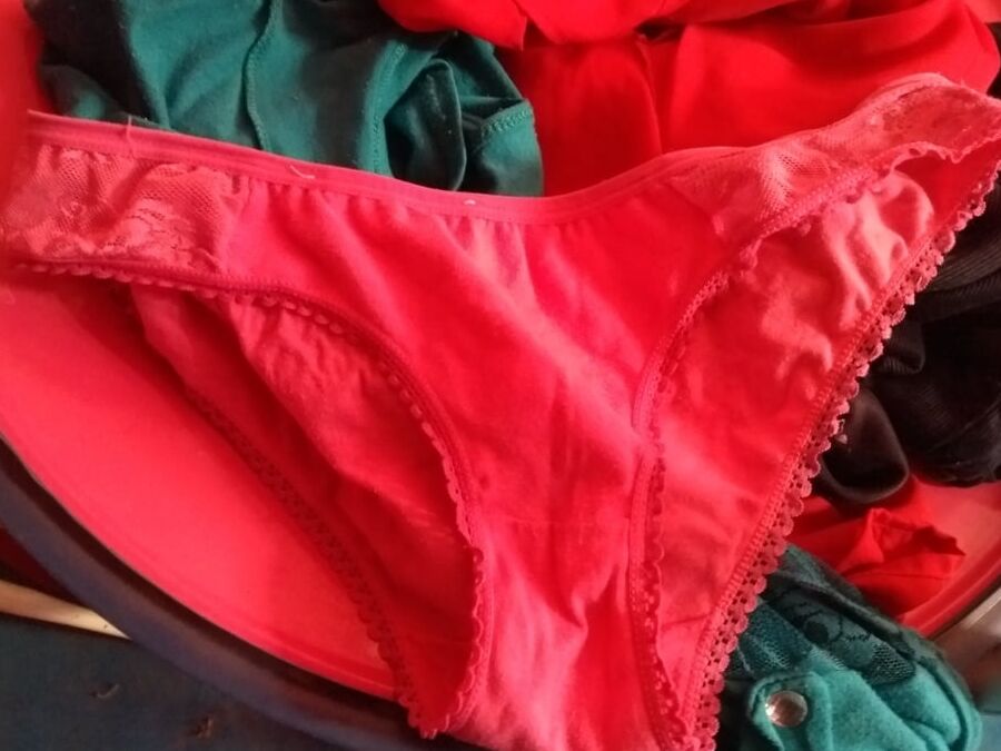 Nuevos calzones de mi cunada