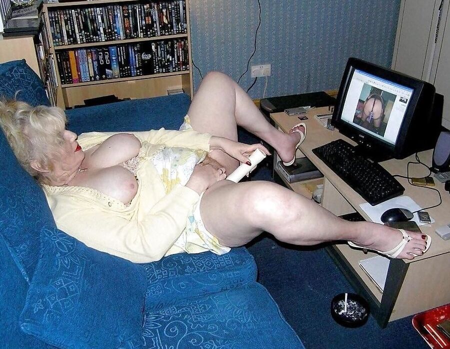 sexy mums